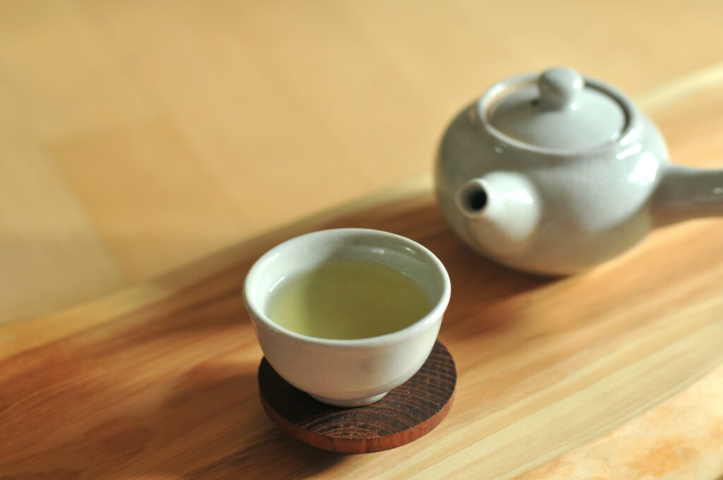 新茶の季節！美容効果や老化防止効果もある日本茶を楽しみましょう